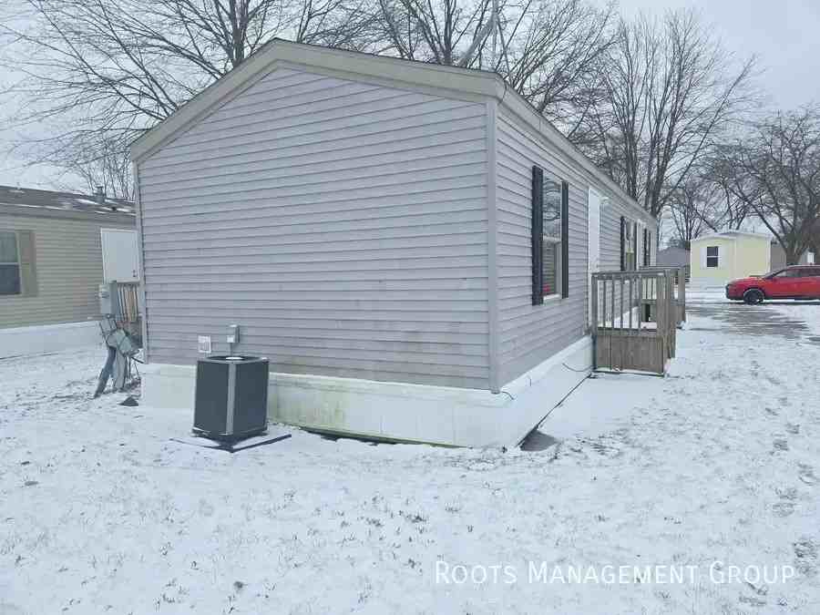 2569 Apollo Dr - Photo 2 of 19