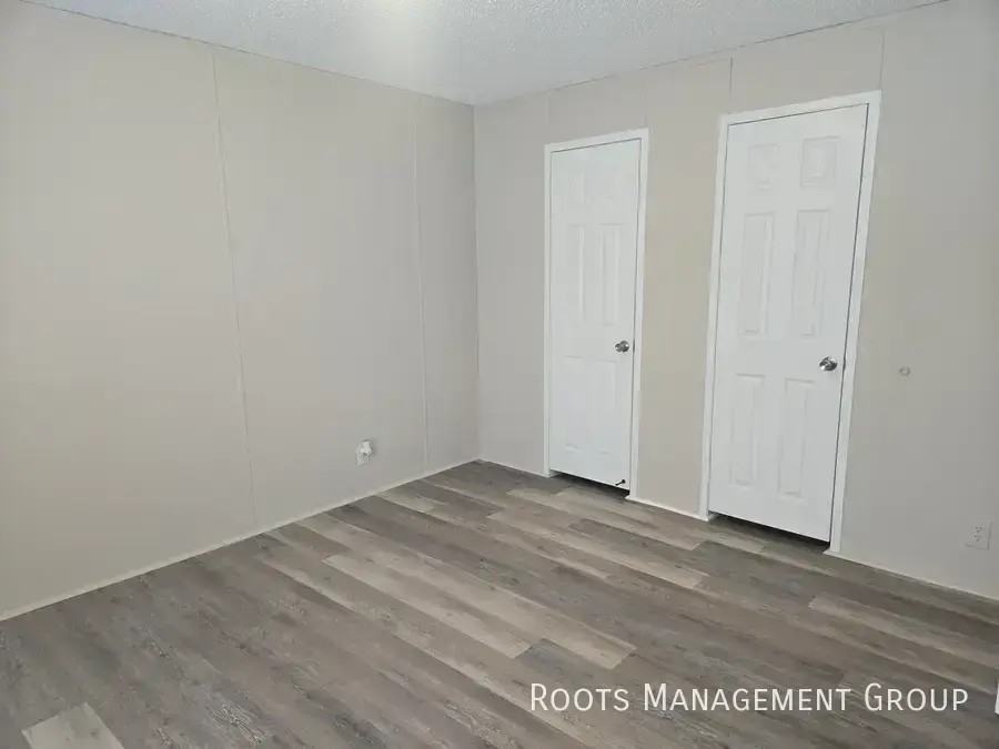 2569 Apollo Dr - Photo 7 of 17