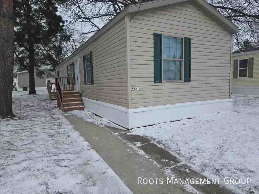 2881 Gemini St - Photo 2 of 18
