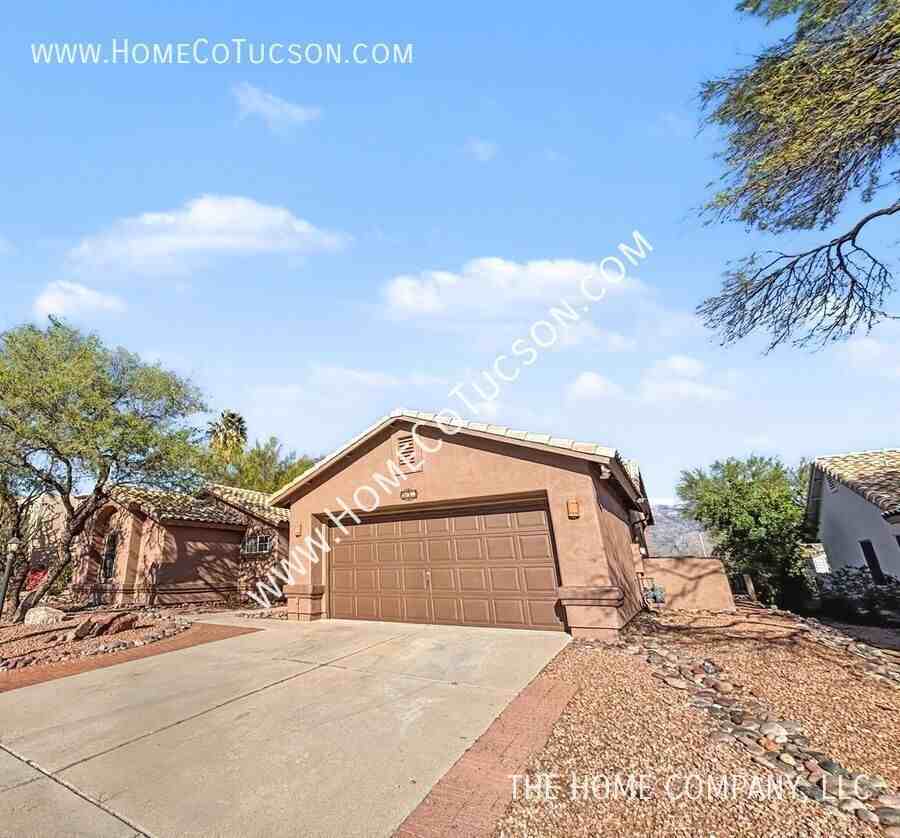 12690 N Bandanna Way - Photo 2 of 32