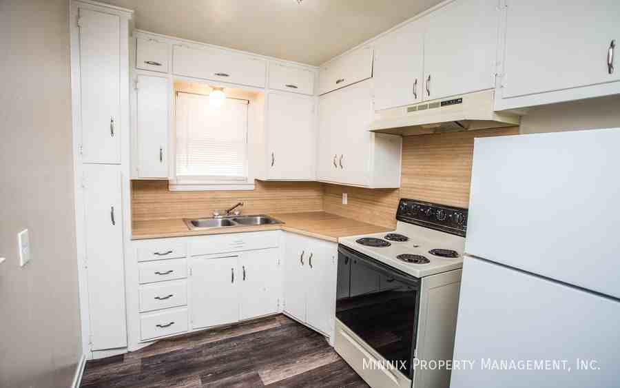 3217 35th St #A - Photo 6 of 15