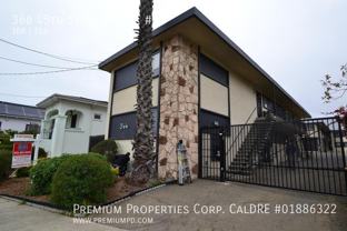 366 45th St #J - Photo 1 of 1