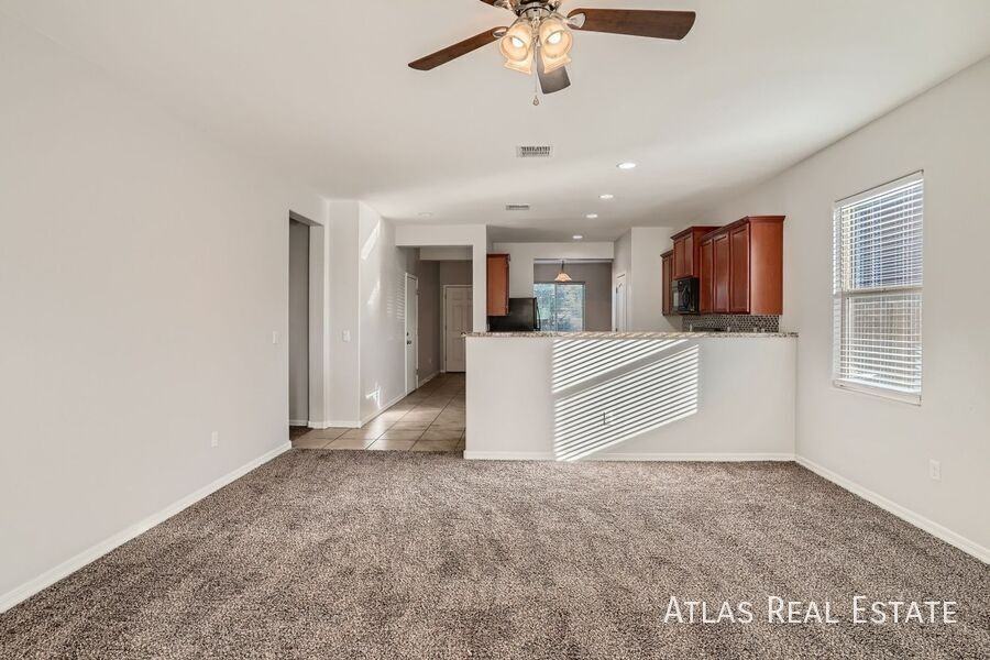 8253 W Razorbill Dr - Photo 2 of 16