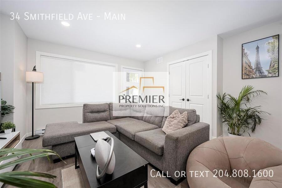 34 Smithfield Ave #MAIN - Photo 3 of 10