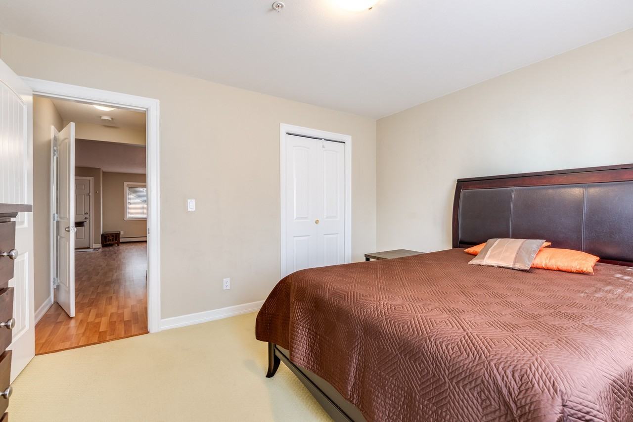 3339 Wellington Street - Photo 5 of 11