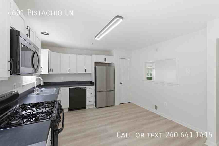 4601 Pistachio Ln - Photo 6 of 20