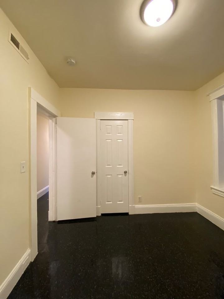19 Lawrence St #1W - Photo 5 of 16