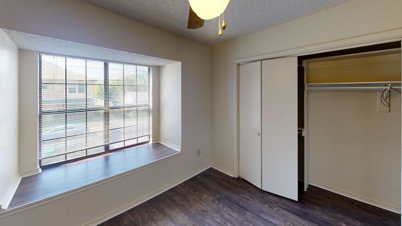 1408 Margie St #B - Photo 2 of 7