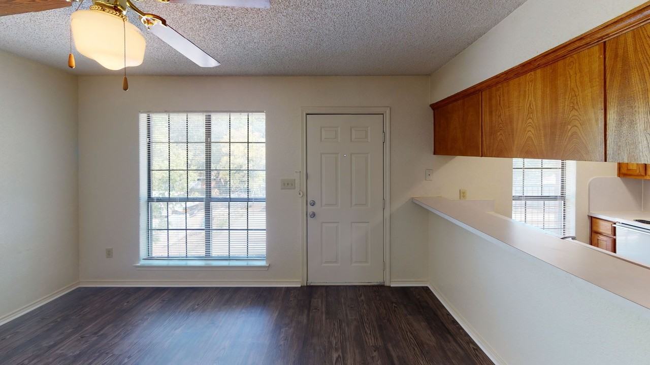 1408 Margie St #B - Photo 5 of 7