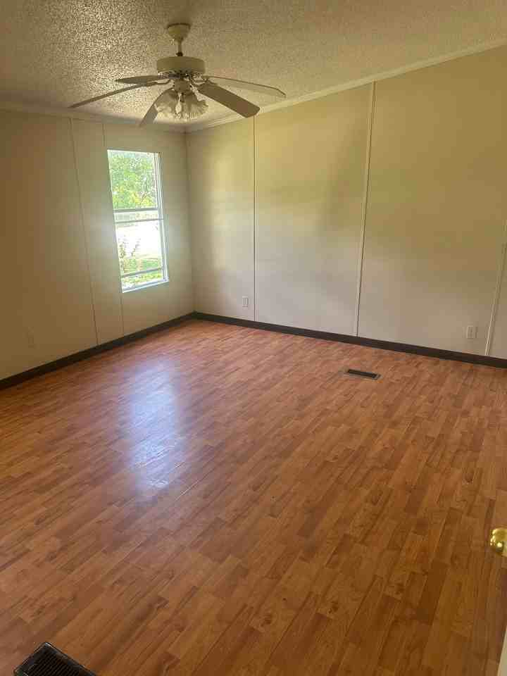 283 Crescent Creek Ln - Photo 3 of 9