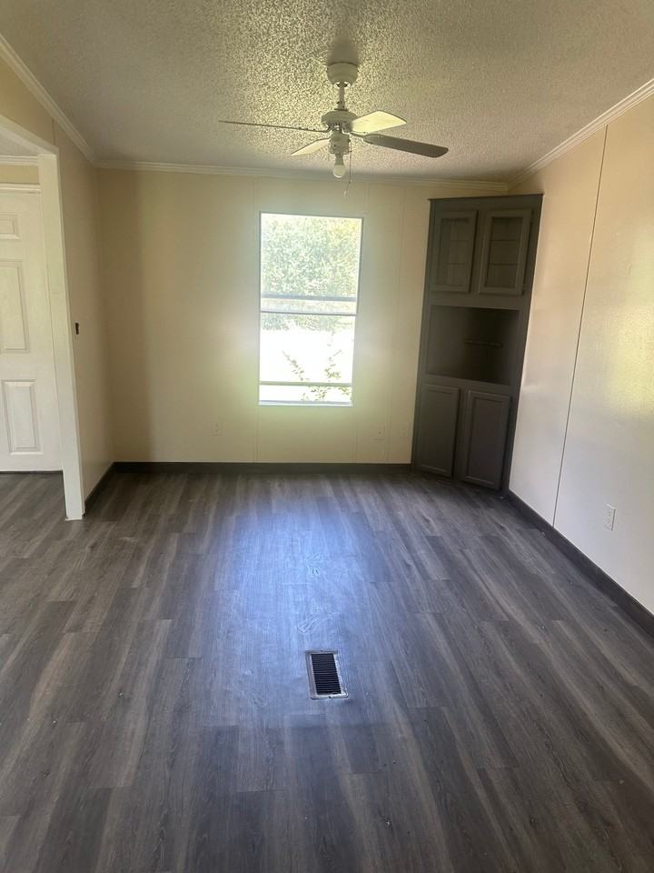 283 Crescent Creek Ln - Photo 4 of 9