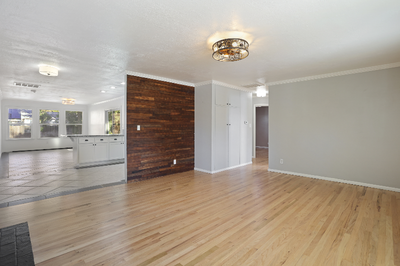 730 Walnut St - Photo 4 of 19