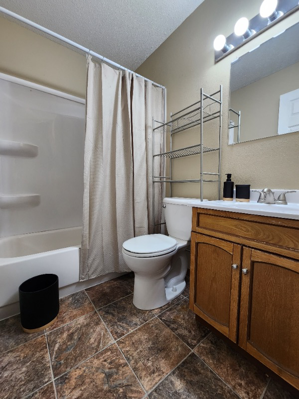 709 21st St S - Photo 5 of 9