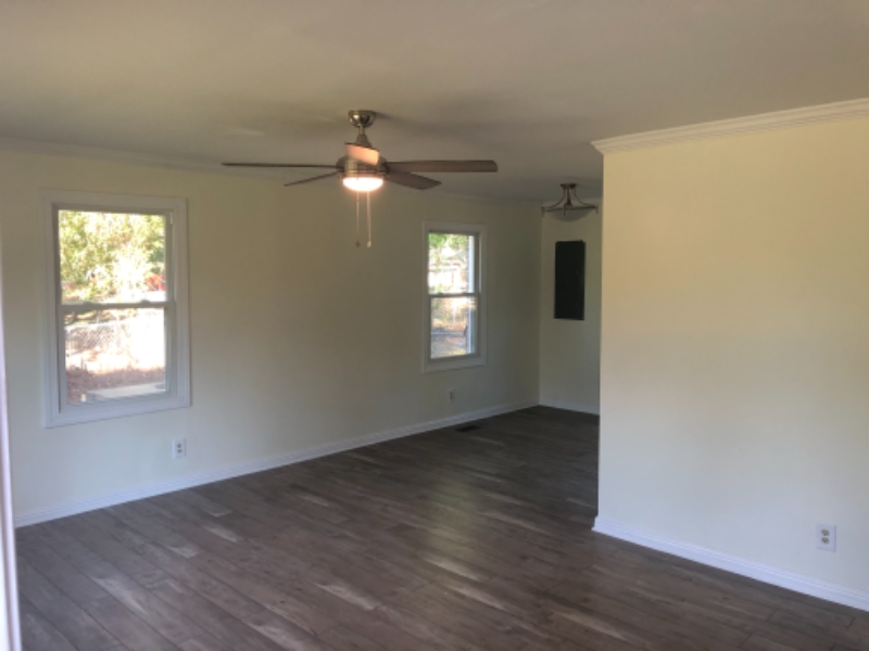 406 Forest Cir - Photo 2 of 18