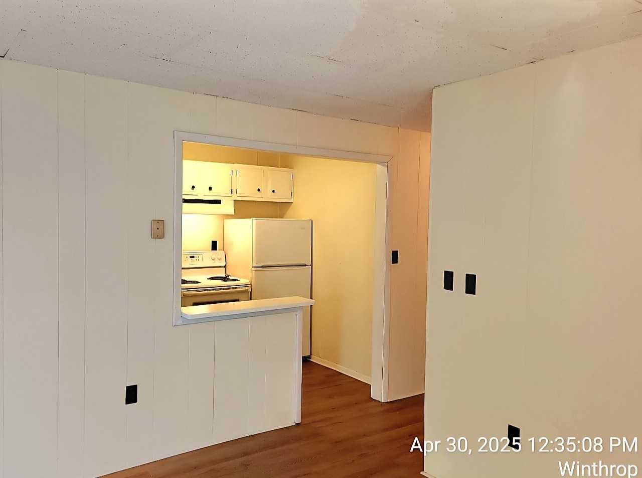 434 W Madison St #2 - Photo 5 of 14