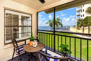 featured image of 6051 Sun Blvd #215