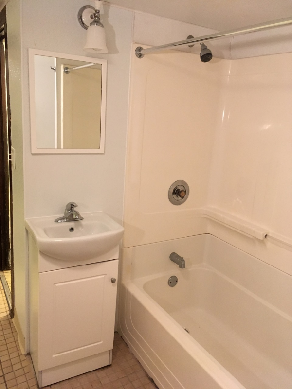 2859 N Fratney St - Photo 5 of 10