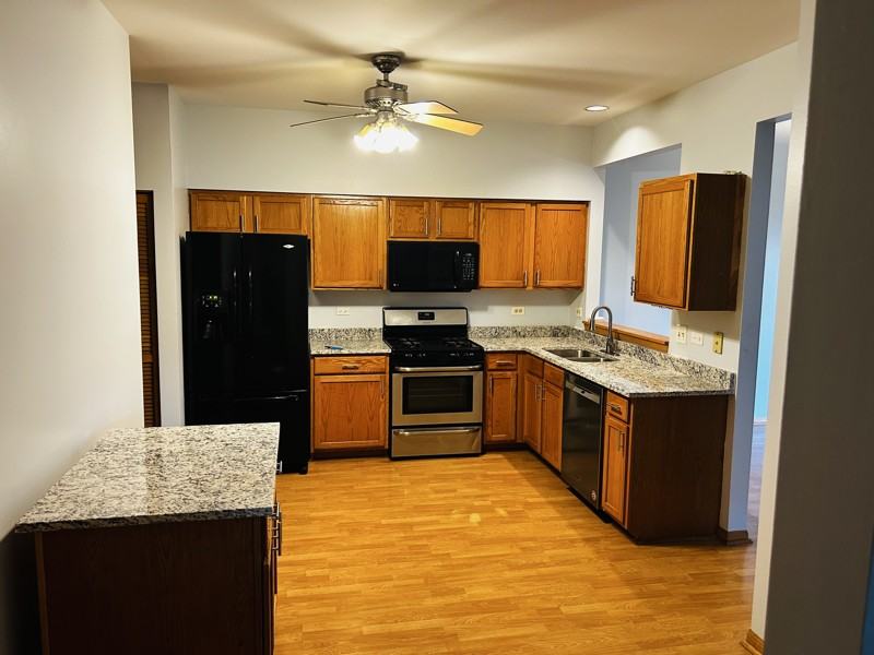 130 Cammeron Ct - Photo 5 of 10