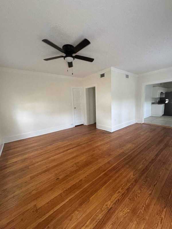 511 N K St #A - Photo 2 of 14