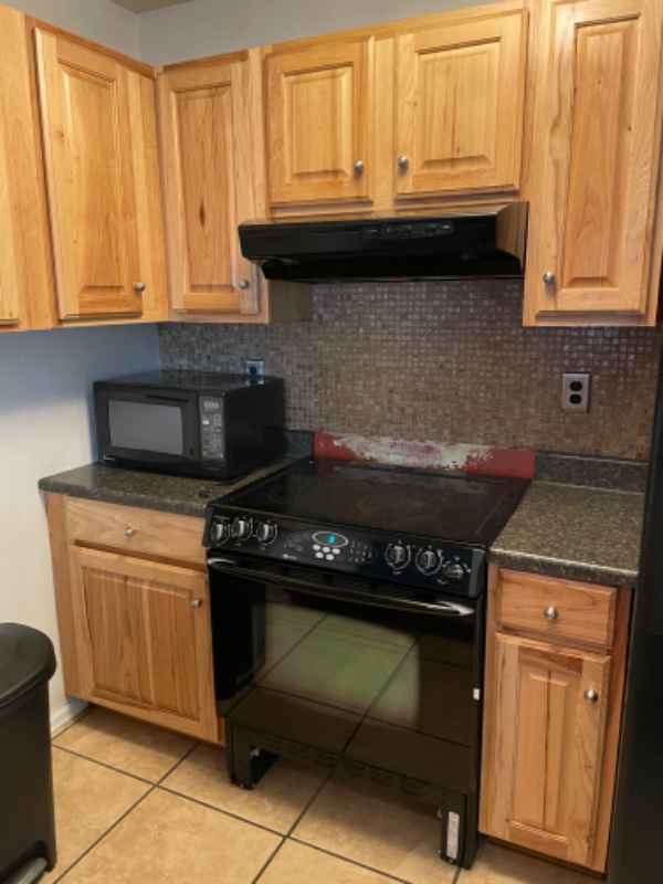 2427 Lexington Village Ln - Photo 5 of 20