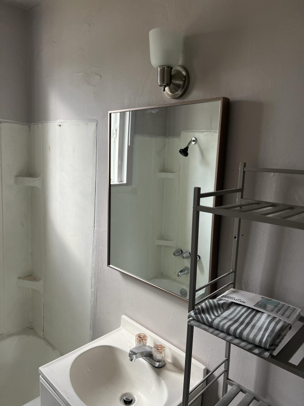 1101 Evans Ave #D - Photo 7 of 8