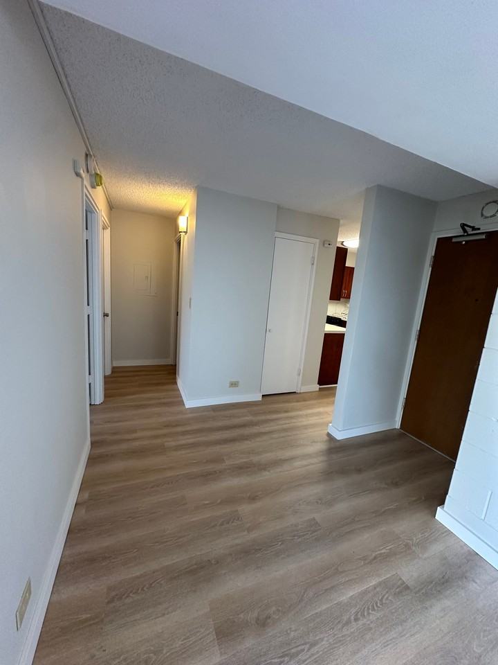 2055 Nuuanu Ave #401 - Photo 4 of 8