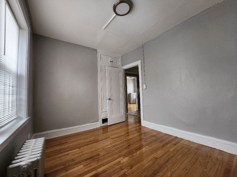 644 N Mayfield Ave #2 - Photo 6 of 10