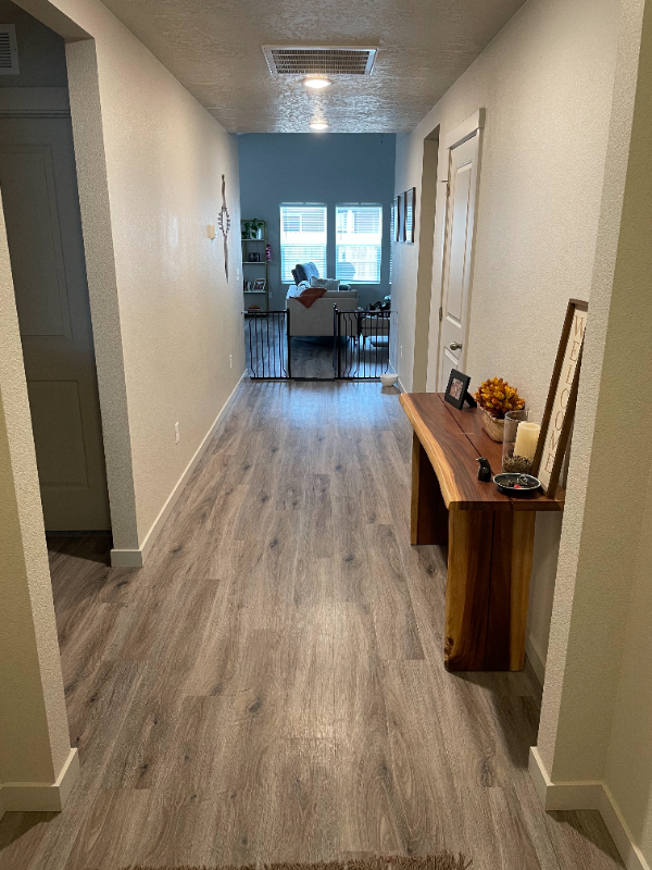 660 Inby St - Photo 6 of 25