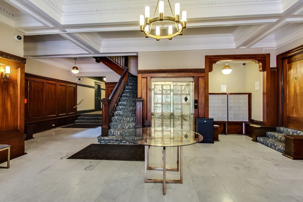 990 Geary - Photo 3 of 16