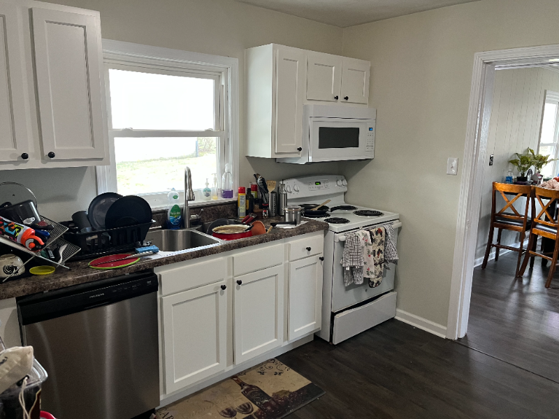 575 3rd St - Photo 6 of 12