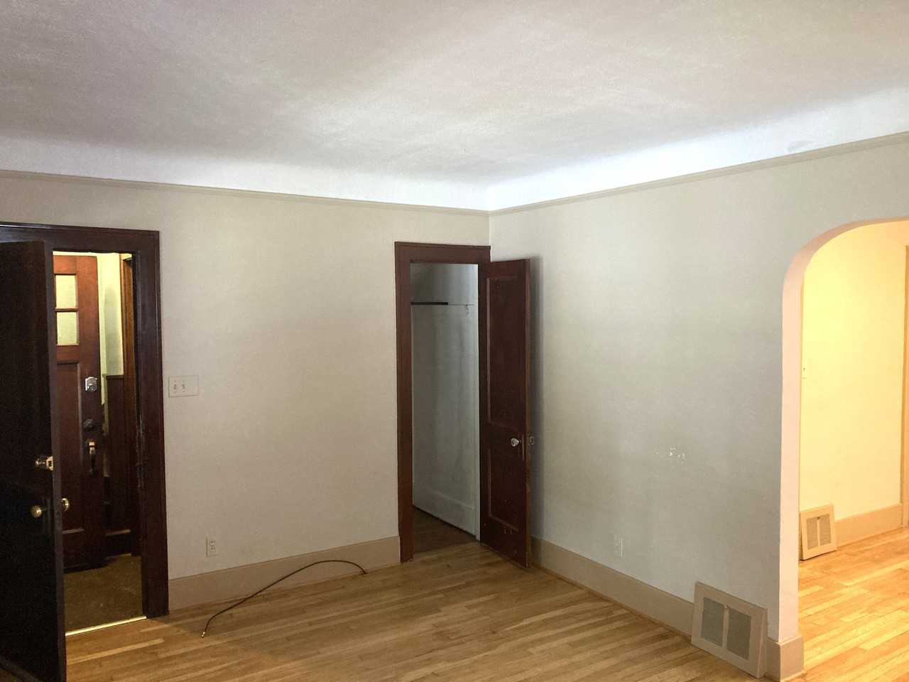 353 W Webster St - Photo 6 of 23