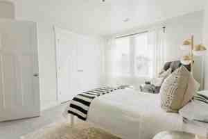 featured image of 16082 S Bodmin Way