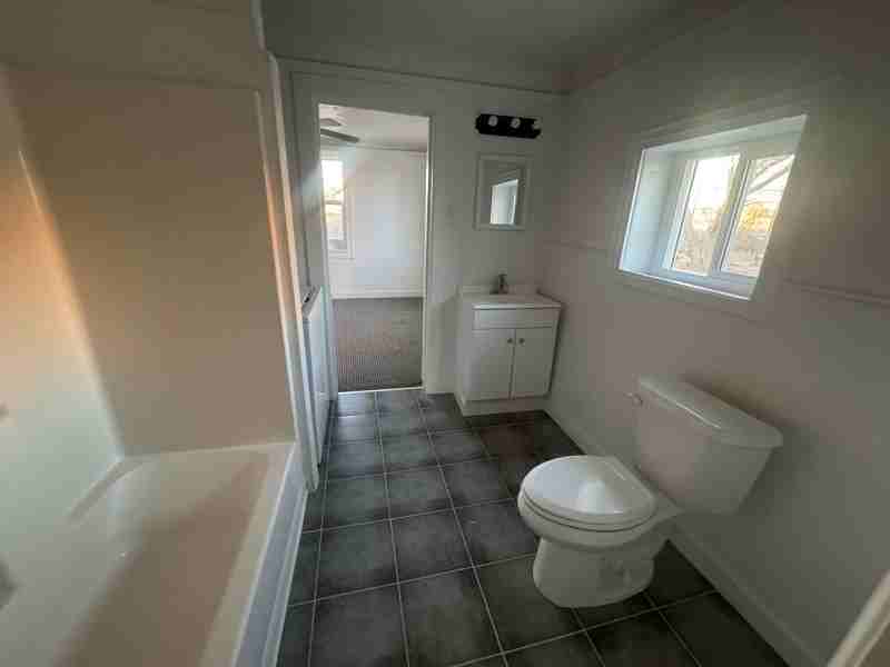 151 N Pendell Rd #D - Photo 4 of 5