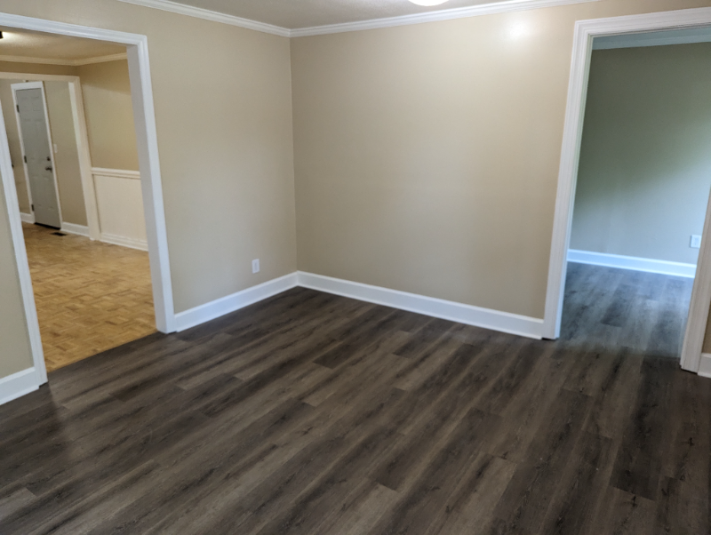 828 Crescent Dr - Photo 5 of 13
