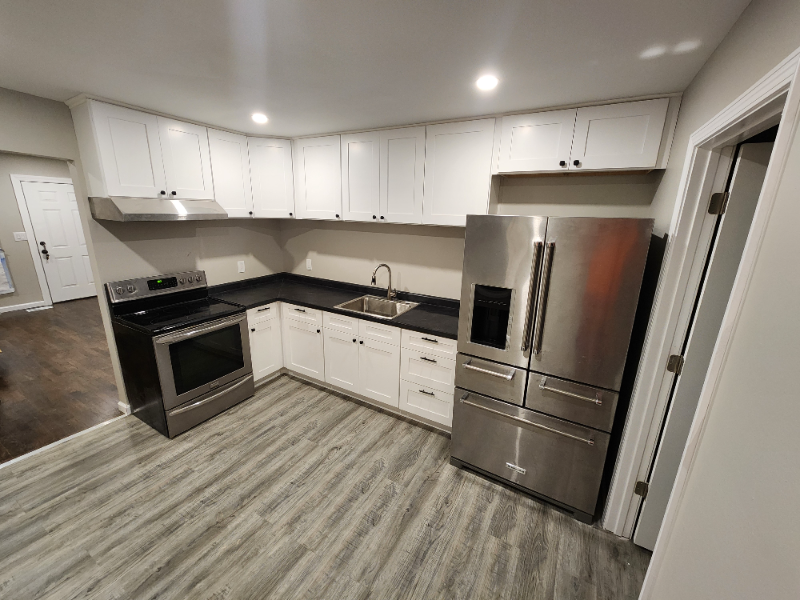 2083 E Schumacher Ave - Photo 6 of 9