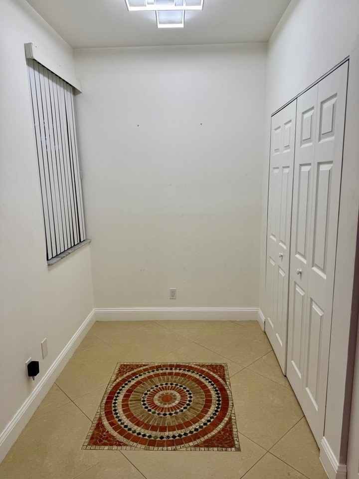 8218 Nw 24th St - Photo 3 of 14