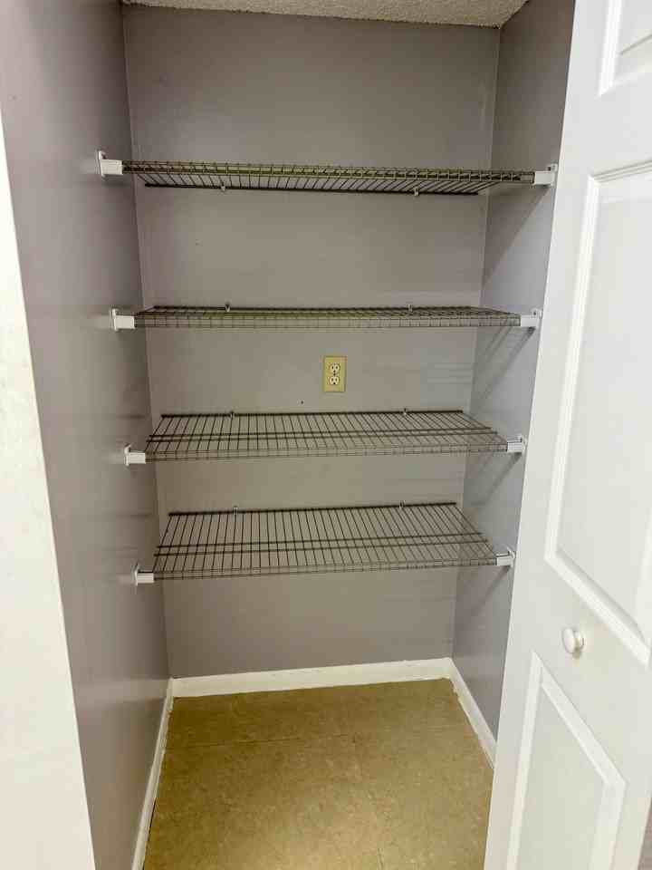 8218 Nw 24th St - Photo 4 of 14