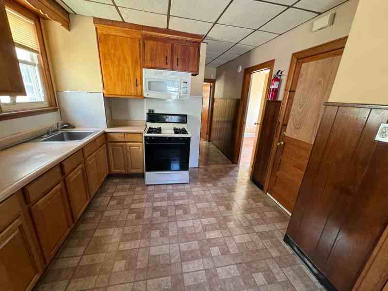 171 Highland Ave #2 - Photo 6 of 12