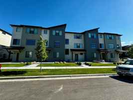 featured image of 785 W Bronze Leaf Rd