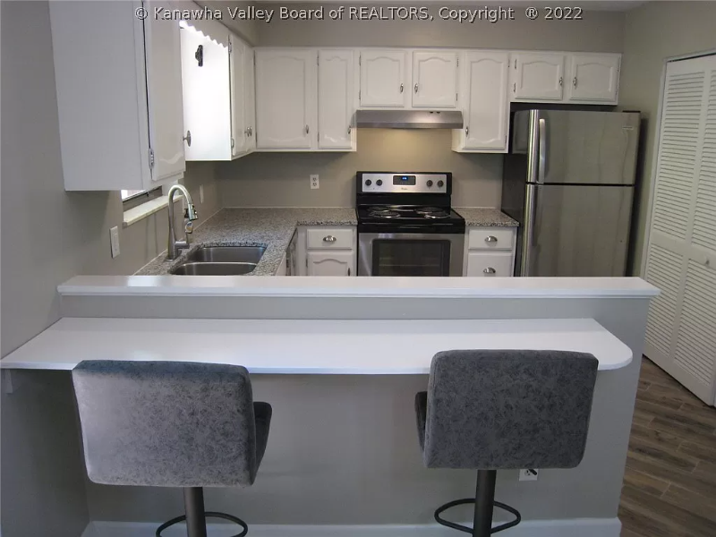 1826 Mountain Dr - Photo 6 of 17