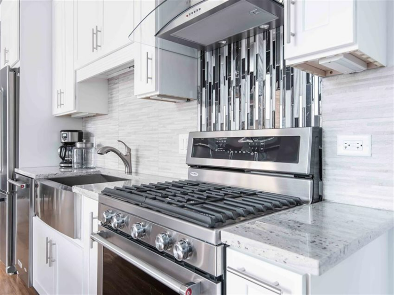833 S Wells St #302 - Photo 6 of 10