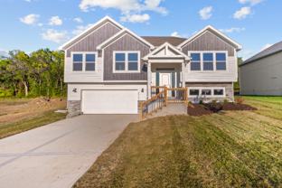 3513 Se Corbin Dr - Photo 1 of 1