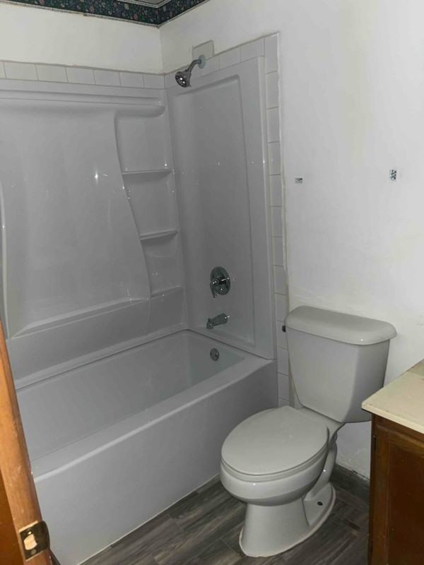 922 N Ontario St - Photo 4 of 7