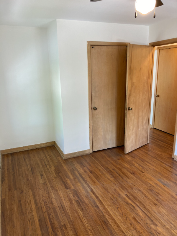 408 6th St Sw #9 - Photo 6 of 13