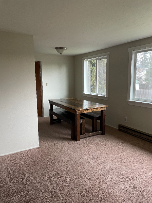 705 Hidden Ln - Photo 2 of 11