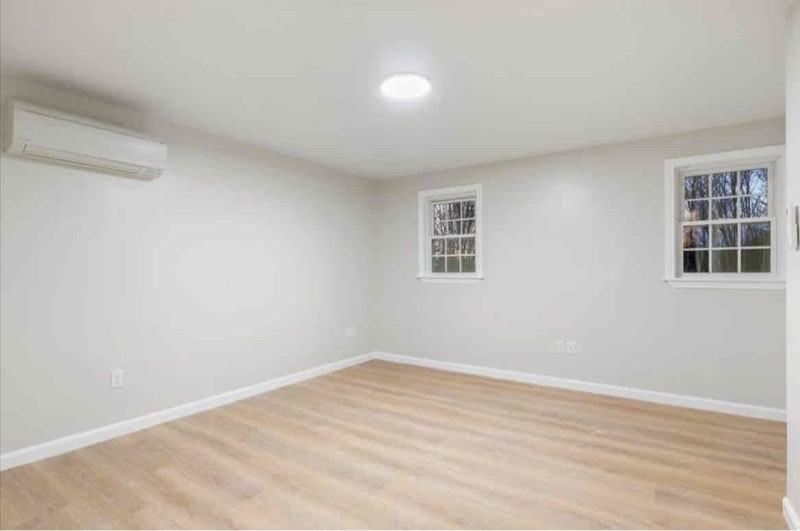36 Karen Dr #1B - Photo 6 of 13