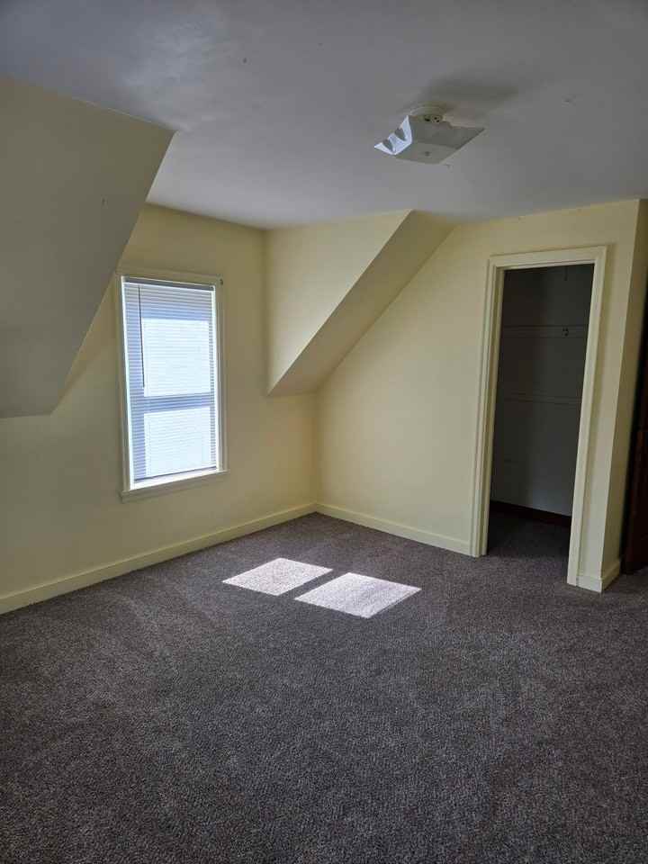 118 Butler Ave #1 - Photo 3 of 5