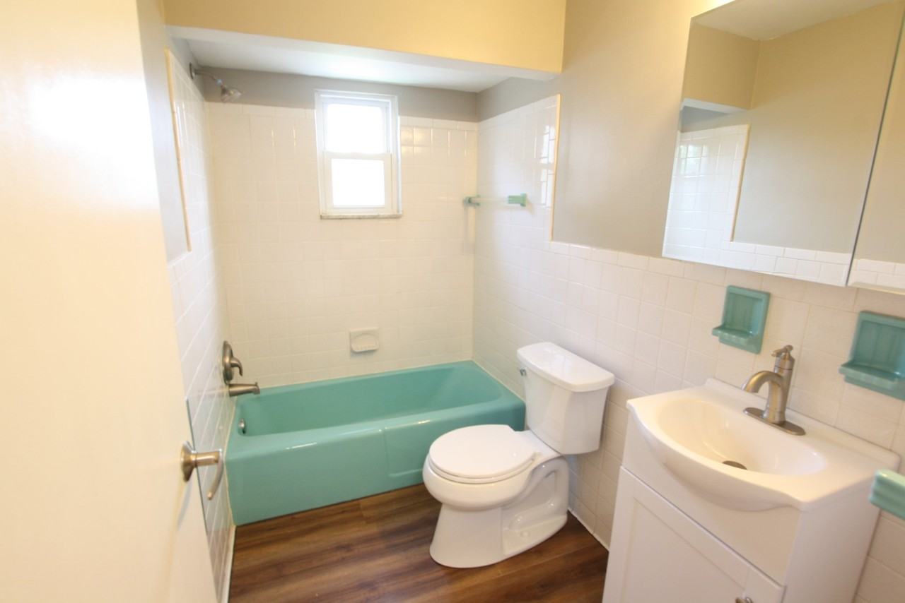 709 Coulter St #A - Photo 6 of 10