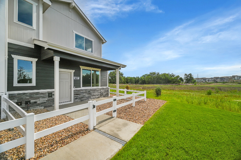 507 Condor Way - Photo 3 of 25