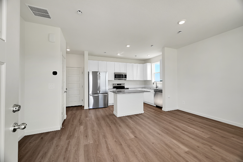 507 Condor Way - Photo 7 of 25